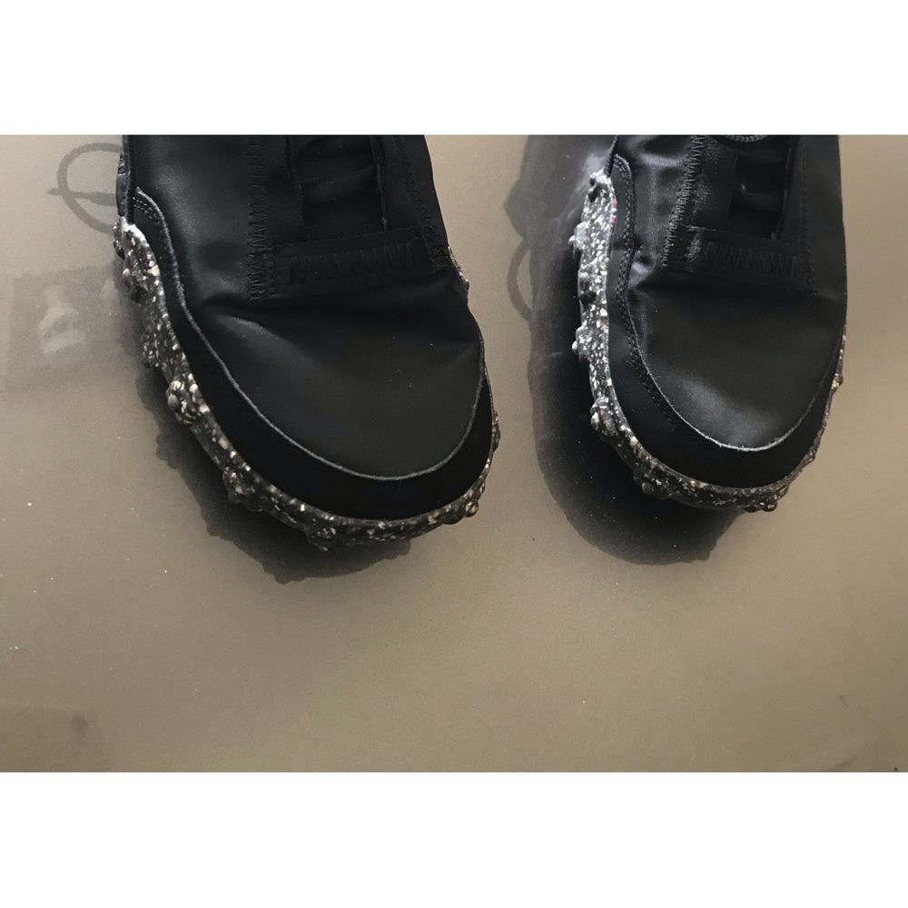 Waffle shoes size 9 1/2